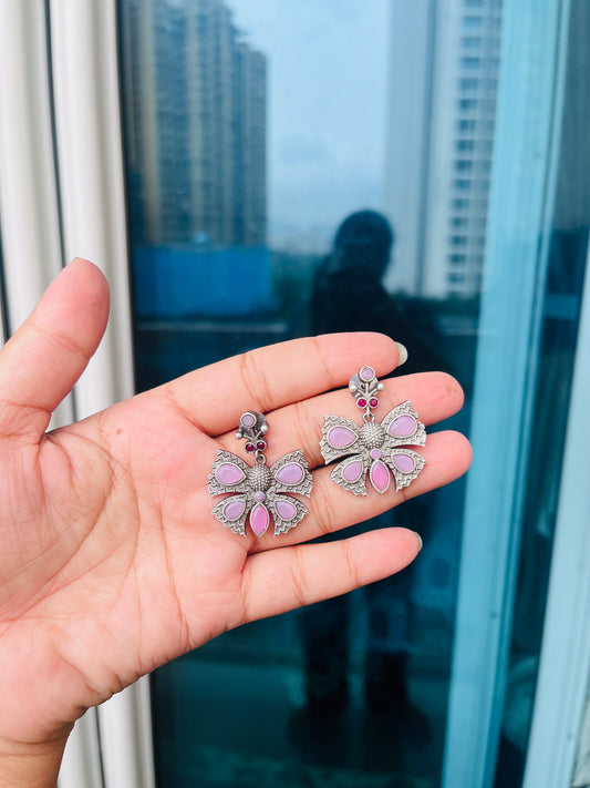 Sakshi earings