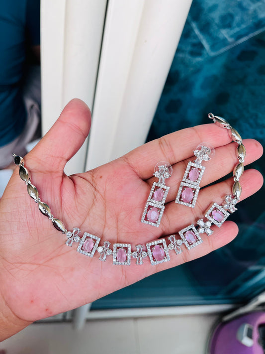 Nira Necklace