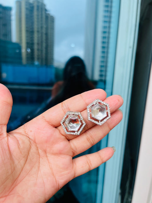 Aiva Studs