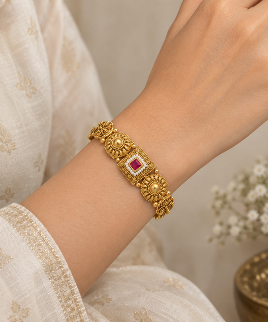 Ri Bracelet