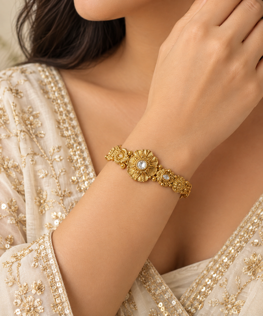 Ari Bracelet