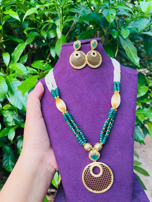 Vida necklace