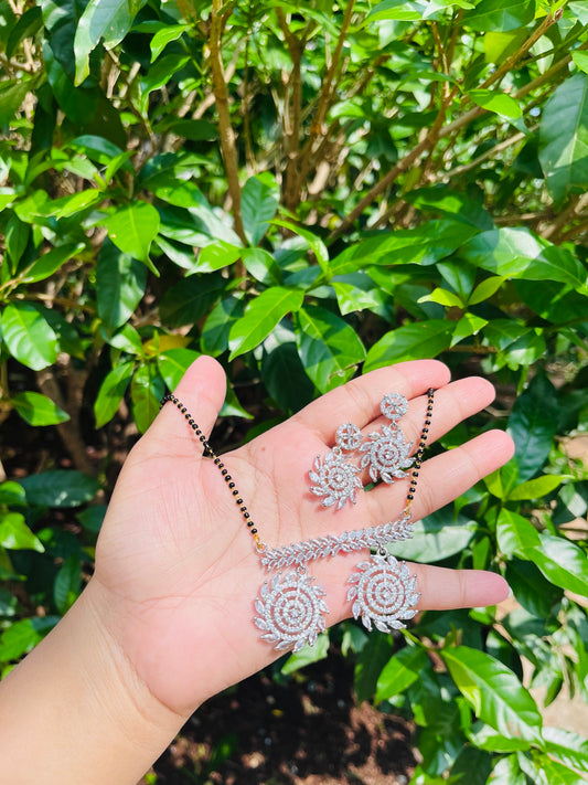 Esha mangalsutra