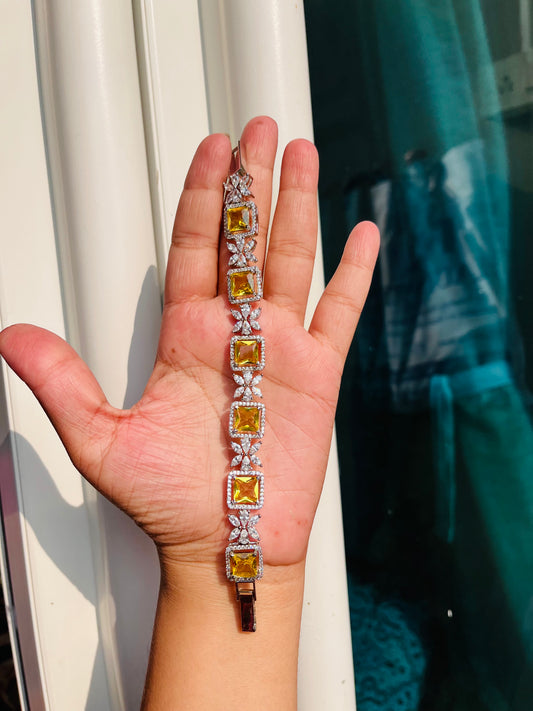 Nora Bracelet