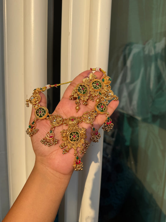 Shiza Necklace
