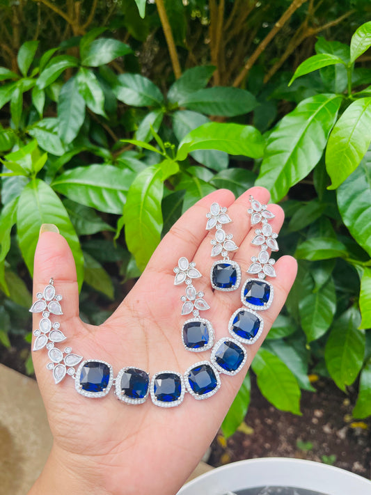 Vaiksha necklace