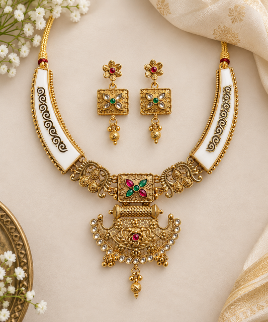 Win Necklace