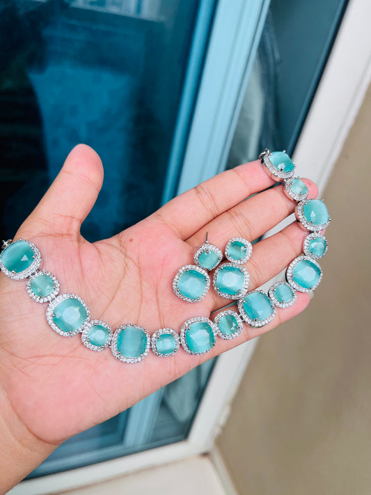Britni necklace