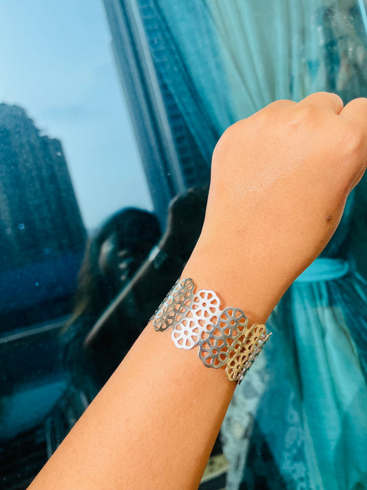 Silver Kada