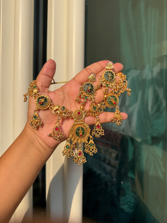 Genevi Necklace