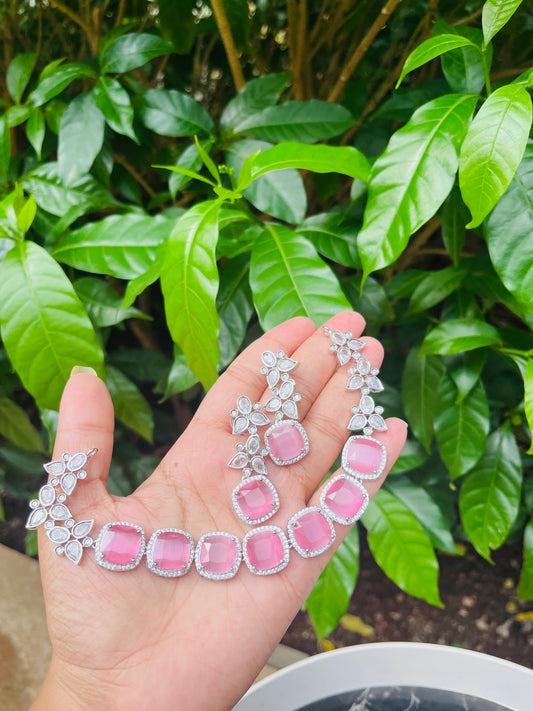 Vaiksha necklace