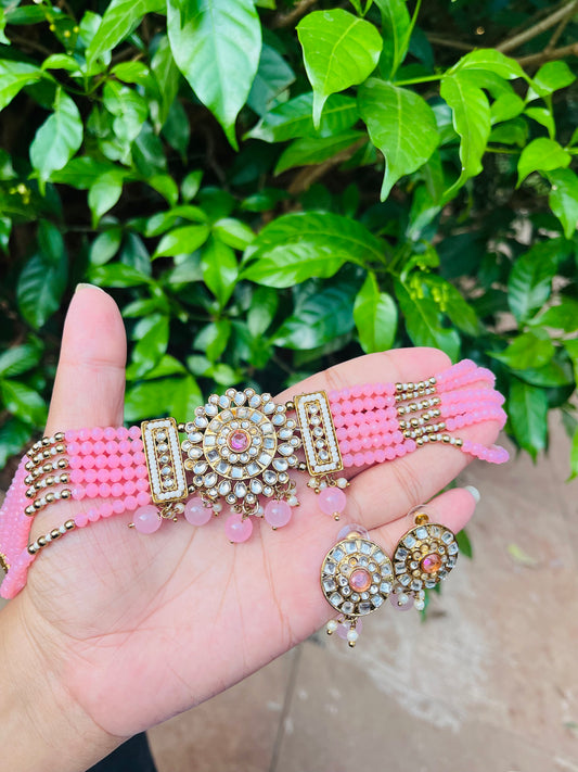Vihaana choker