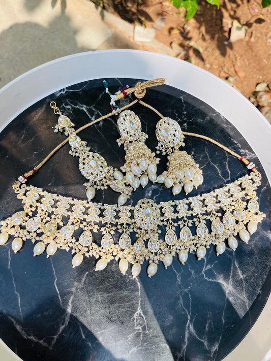 Tirana necklace