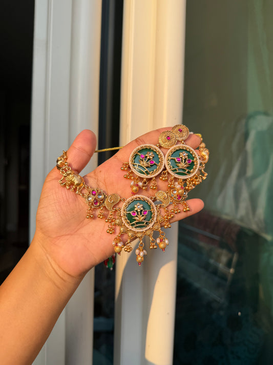 Livia Necklace