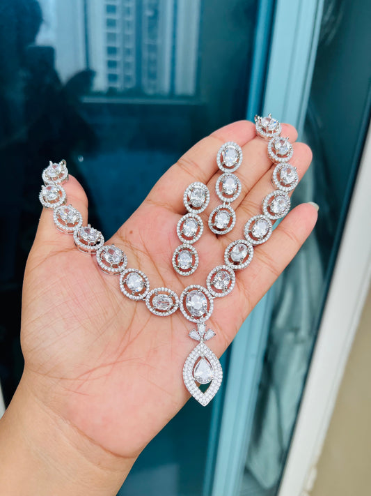 Urja necklace