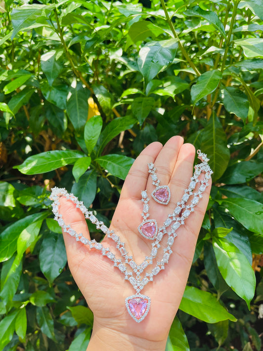 Pinal necklace