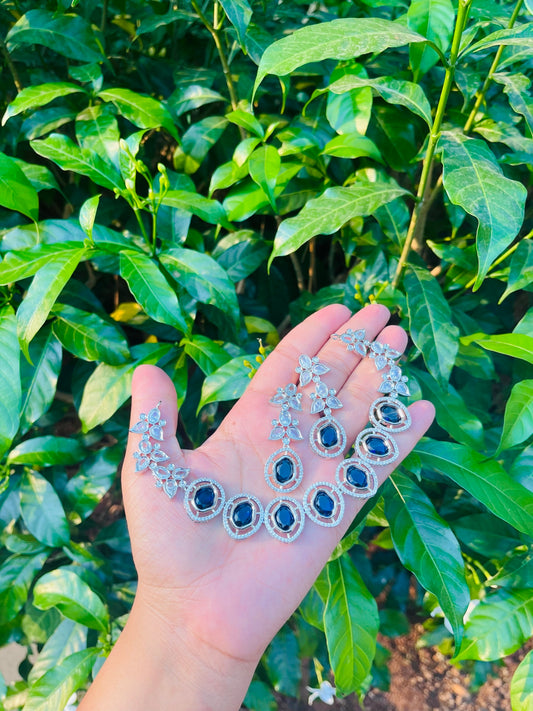 Kat necklace